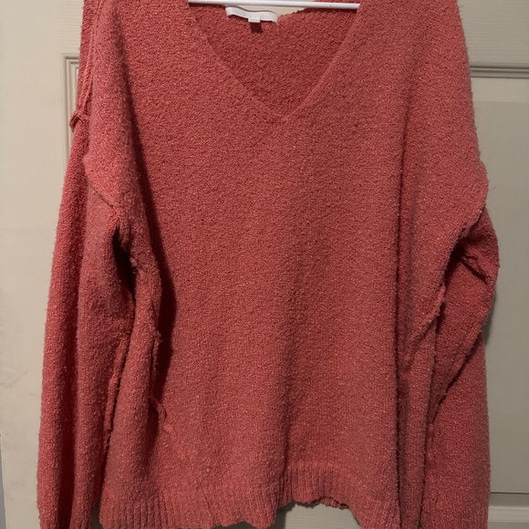 Sweater - Picture 1 of 2